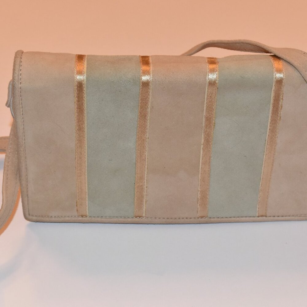 Mocassino European Suede shoulder bag - New without Tags